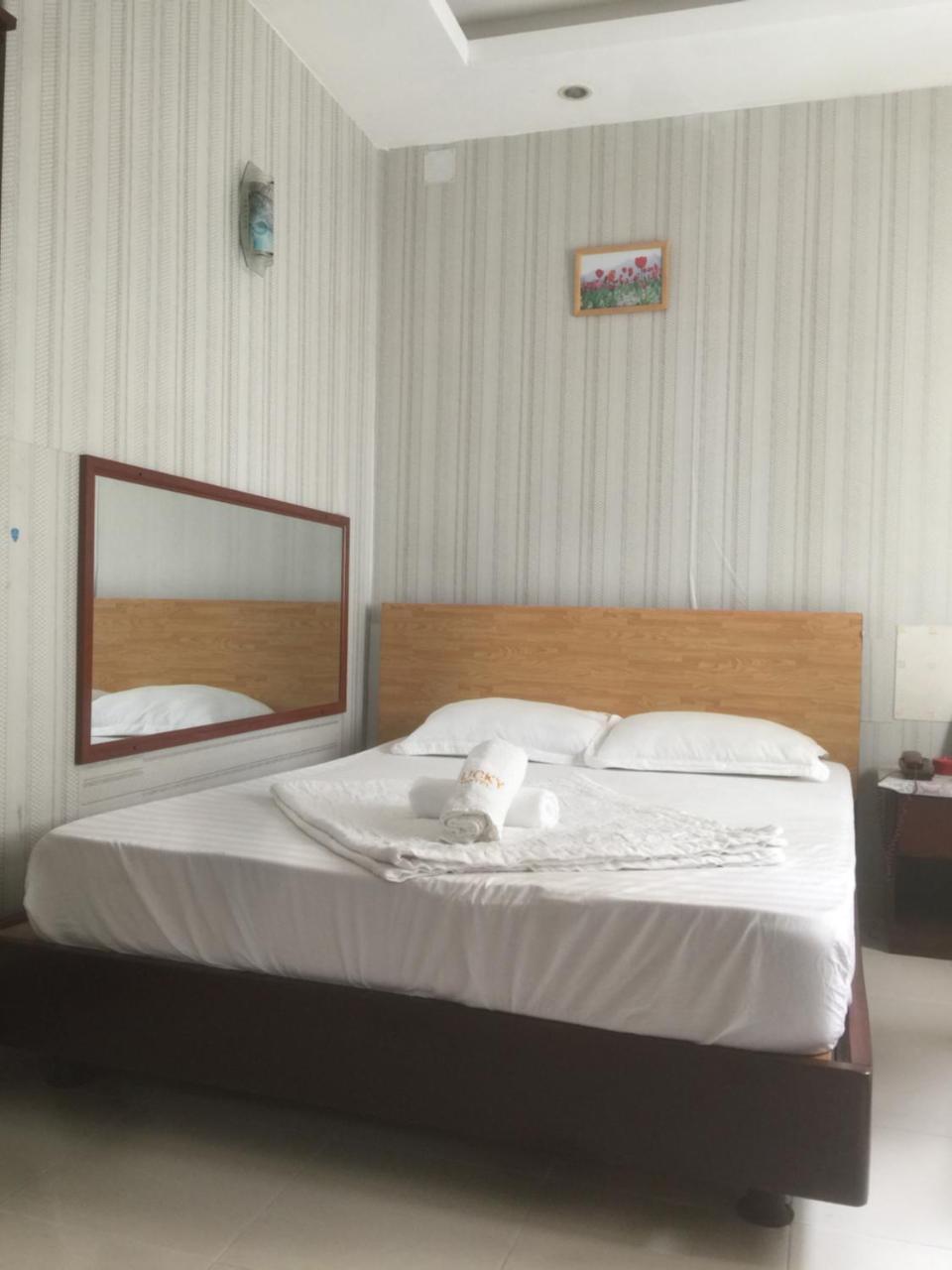 הו צ'י מין סיטי Lucky Hotel מראה חיצוני תמונה
